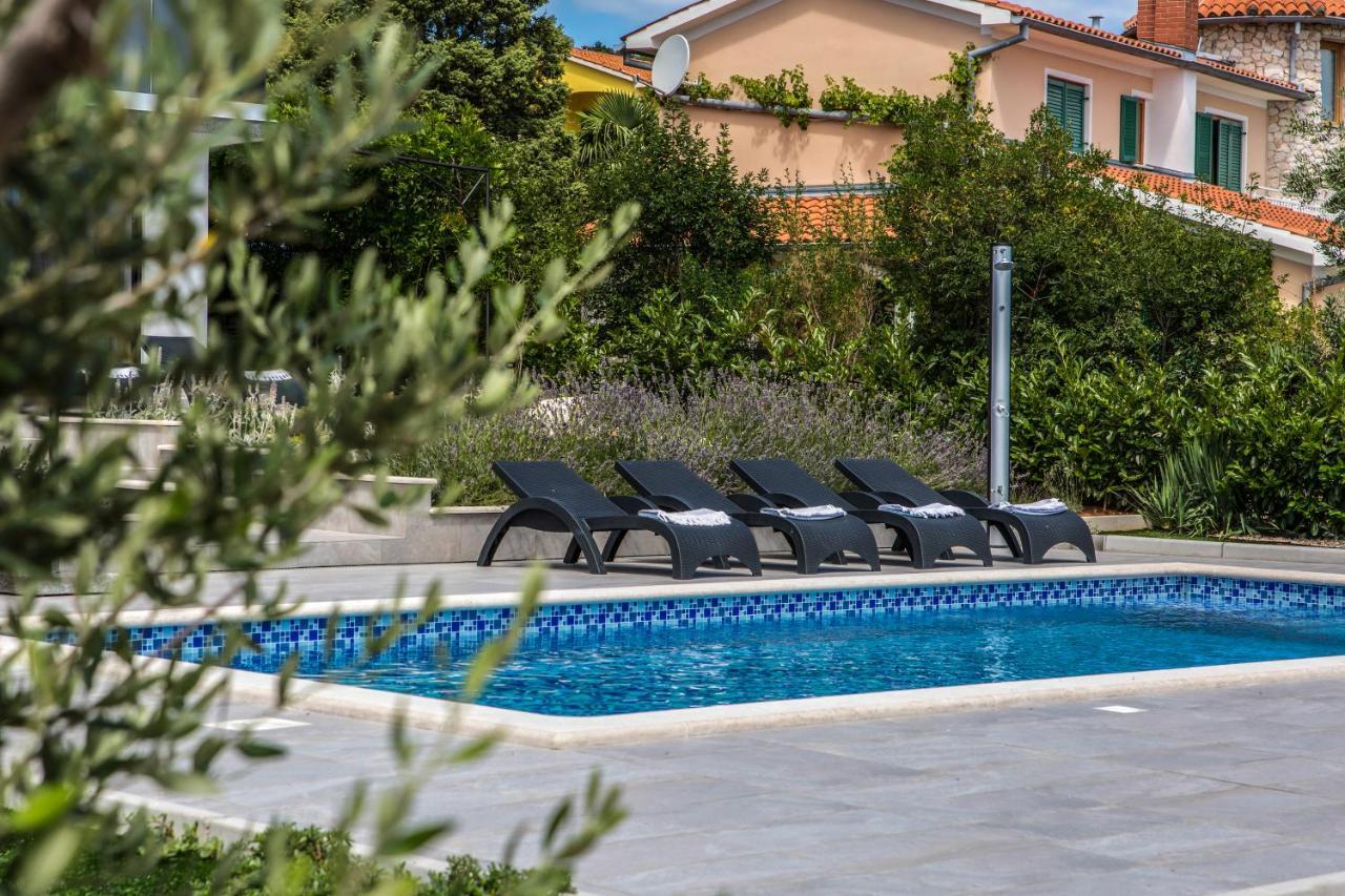 Maris Villa Drenje  Exteriör bild