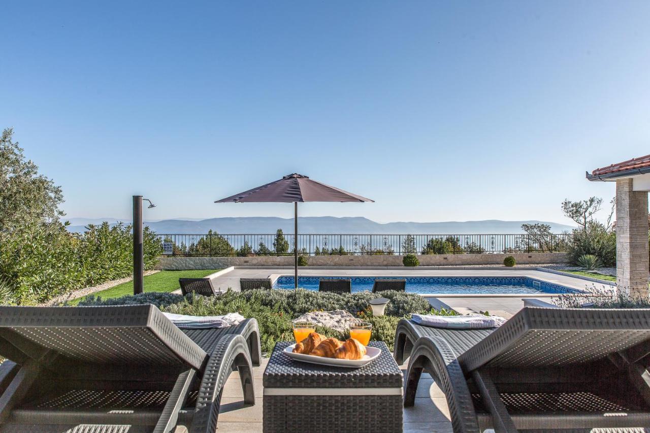 Maris Villa Drenje  Exteriör bild
